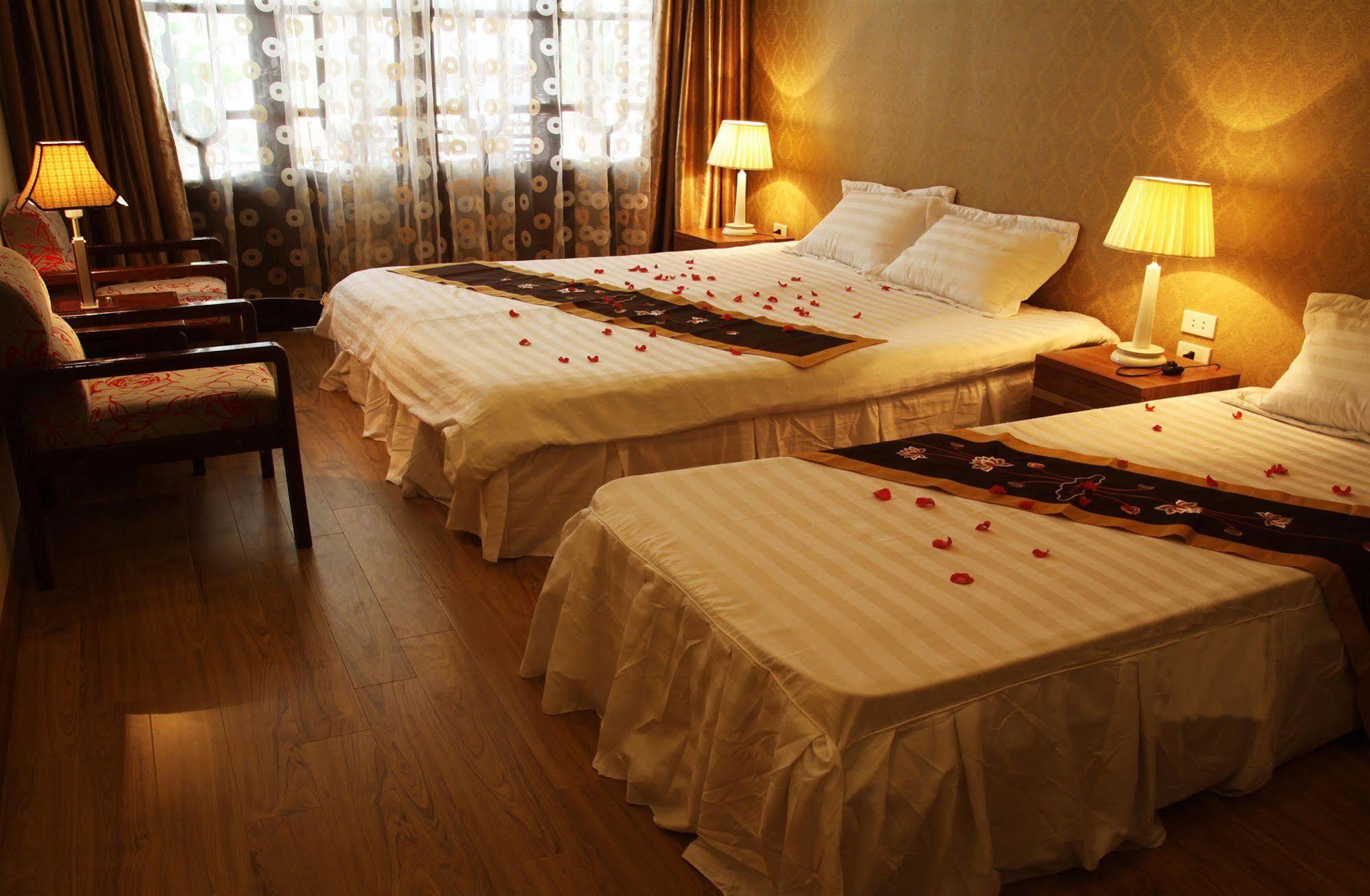 Real Vietnam Hotel Hanoi Luaran gambar