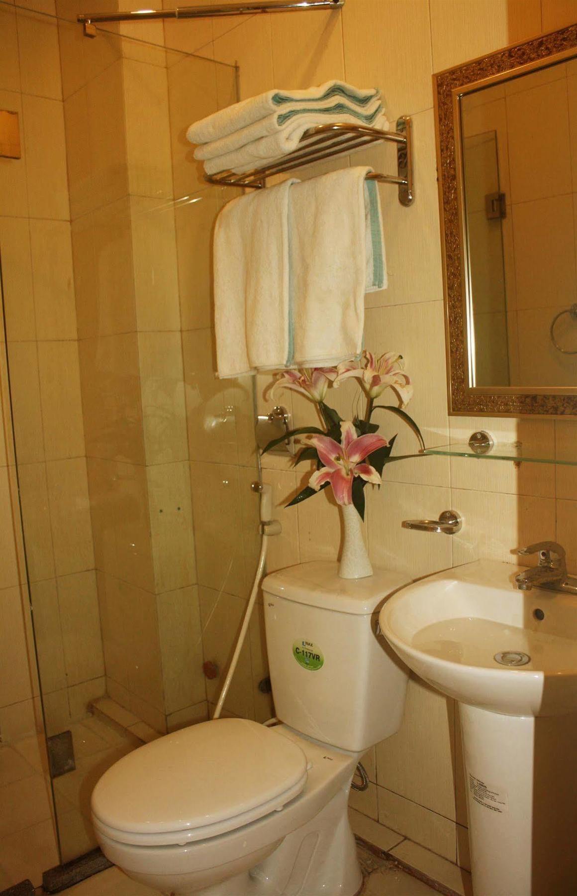 Real Vietnam Hotel Hanoi Luaran gambar