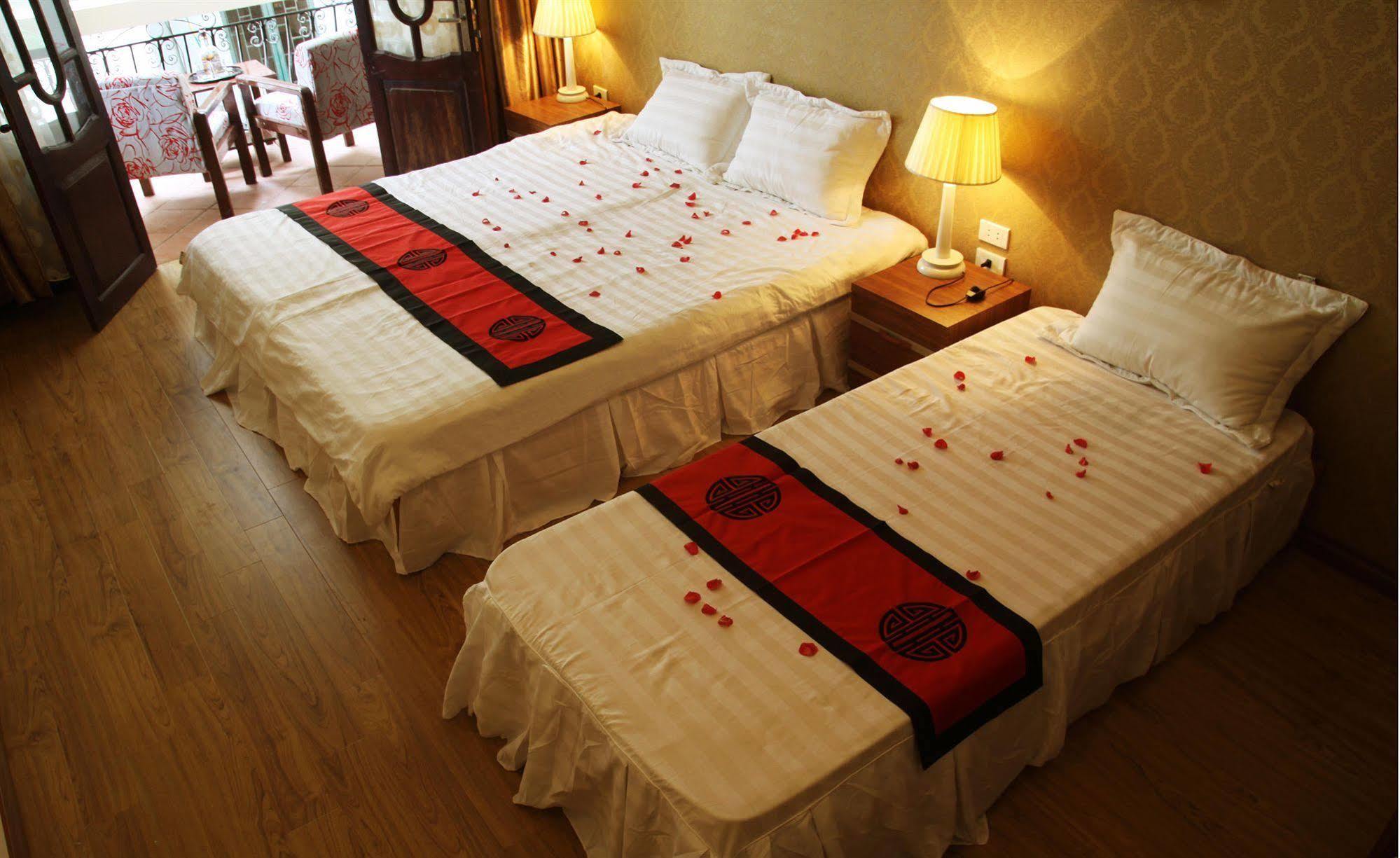 Real Vietnam Hotel Hanoi Luaran gambar